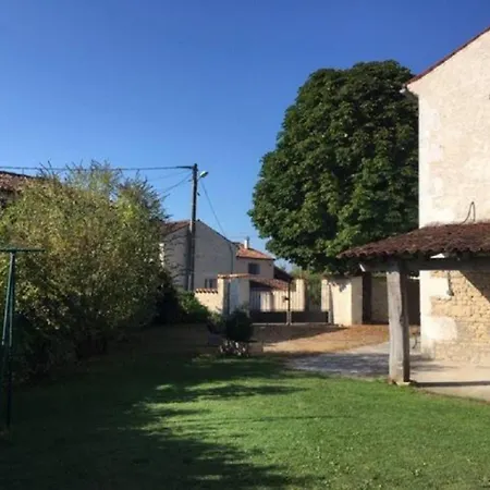 De L'abbaye 펜션